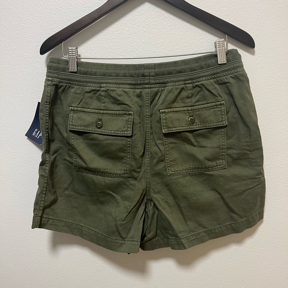 Gap shorts - Picture 2 of 3
